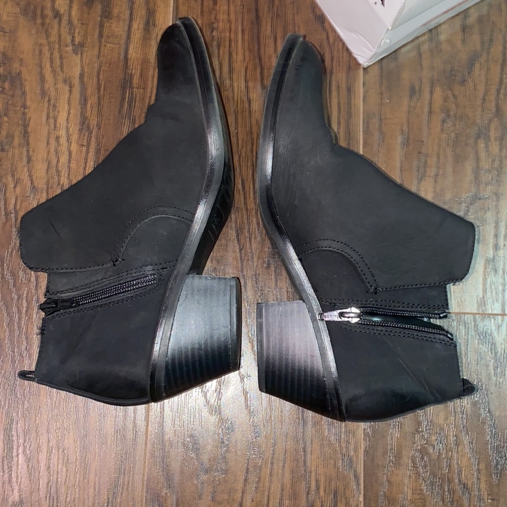 Sonoma Booties - Picture 5 of 6